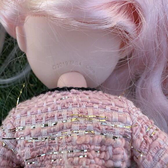 Rainbow High Series 2 Bella Parker Fashion Doll MGA‎ - Picture 8 of 8